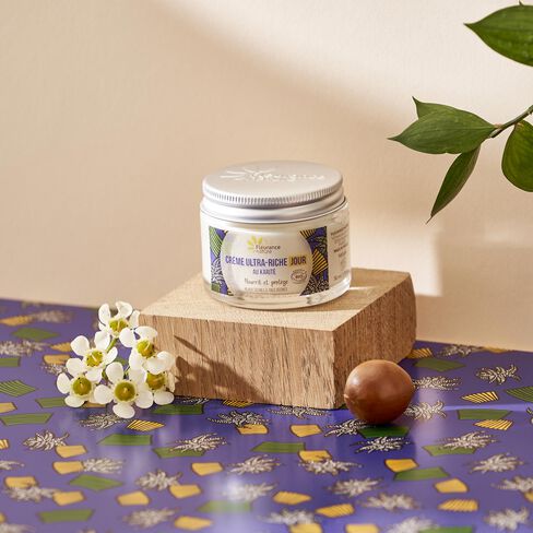 Cr&egrave;me de Jour ultra-riche au karit&eacute; cosm&eacute;tique bio